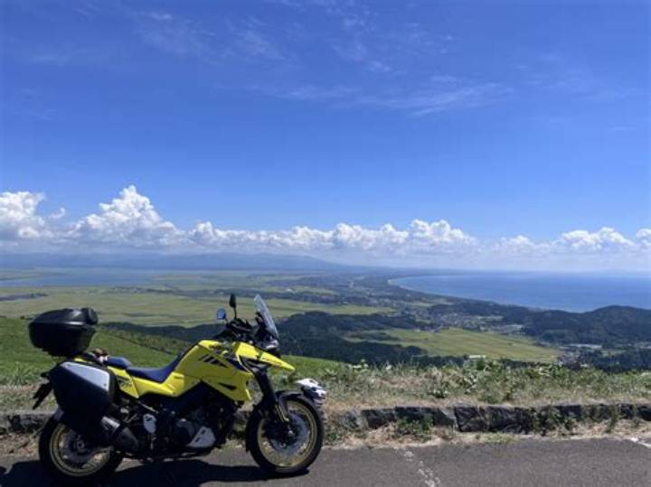 映える愛車の美学：絶景ライダーが選ぶ最強バイク撮影スポットとプロ直伝の構図テクニック