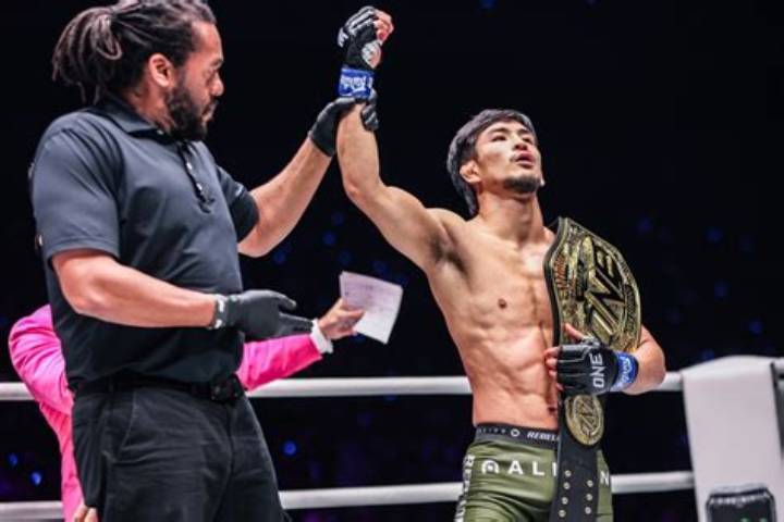 奈良裕也「チョキチョキ」伝説: 初代おしゃれキングが築いたモードの革命