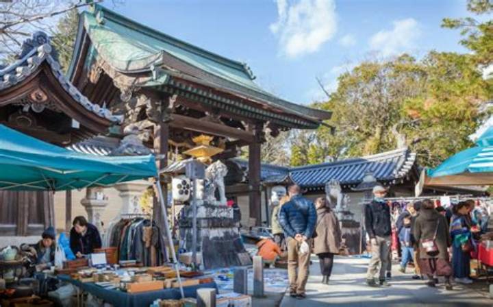 大阪植木市の真実：400年続く緑の伝統が今も生きる理由